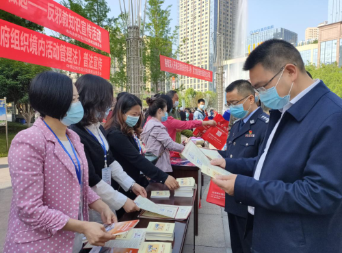 图片32 图片32