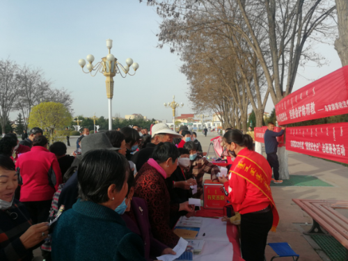 鄂尔多斯市乌审旗线上线下齐发力开展反邪教宣传活动142 鄂尔多斯市乌审旗线上线下齐发力开展反邪教宣传活动142