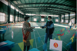 内蒙古呼伦贝尔市新巴尔虎右旗第一中学复学进行时 反邪教宣传随行130