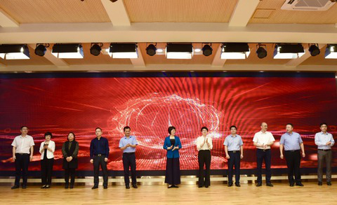 图片16 图片16