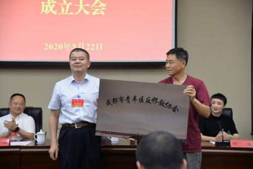 图片4 图片4