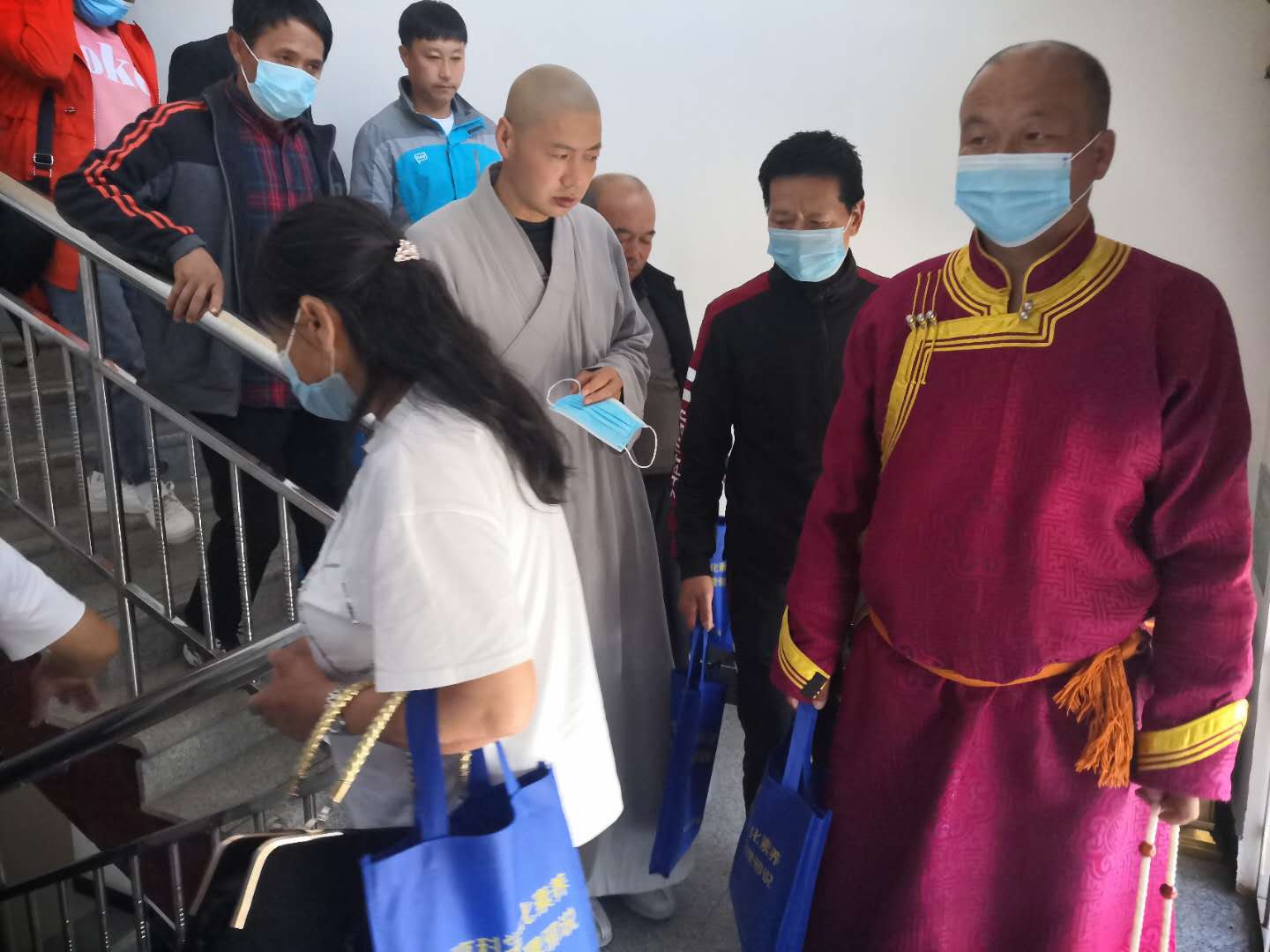 内蒙古扎赉特旗在全旗宗教界组织开展反邪教警示教育宣传活动