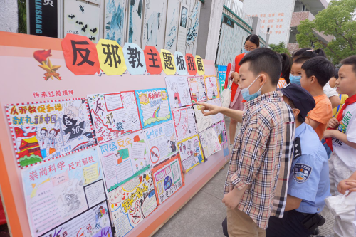 图片1 图片1