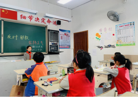 衢州市开化县:撑起“春蕾”健康成长的蓝天373 衢州市开化县:撑起“春蕾”健康成长的蓝天373