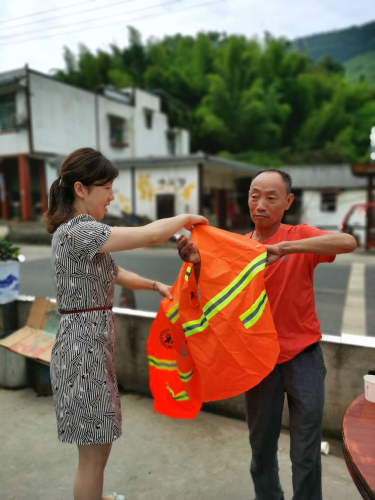 图片13 图片13