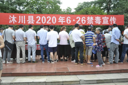 图片1 图片1