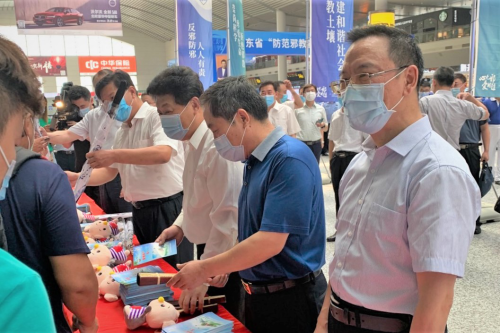 图片8 图片8