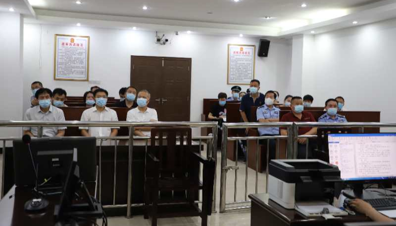 劝他人加入“全能神” 自残自杀逃避打击 蚌埠一女子涉嫌从事邪教活动受审