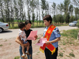 内蒙古通辽市开鲁县义和塔拉镇进村入户开展反邪教宣传活动409 内蒙古通辽市开鲁县义和塔拉镇进村入户开展反邪教宣传活动409