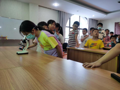 1.南湖区反邪教协会暑期活动花样多，青少年暑假乐淘淘1331