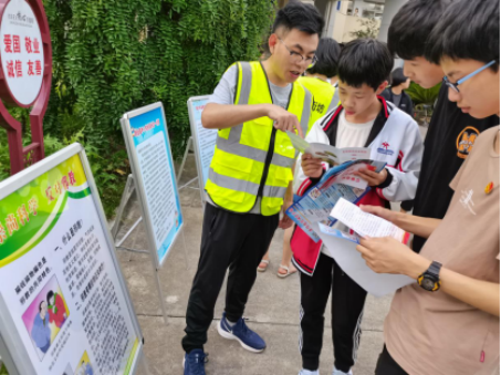 新昌县澄潭街道启动反邪教宣传月活动418
