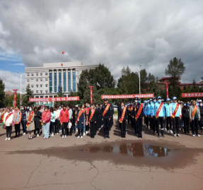 内蒙古呼伦贝尔市牙克石市“共克时艰战疫情、同心聚力反邪教”主题宣传月活动全面启动