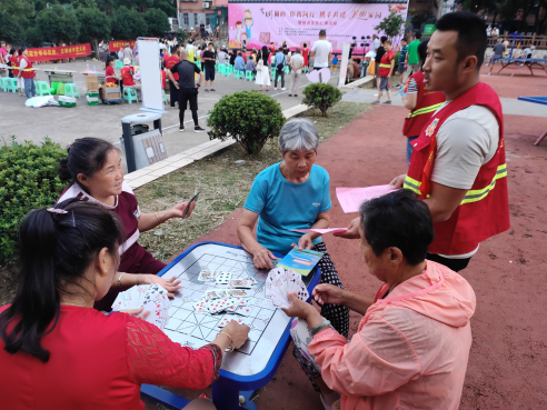 南京市栖霞区燕子矶街道居民广场集中开展反邪教宣传活动1085