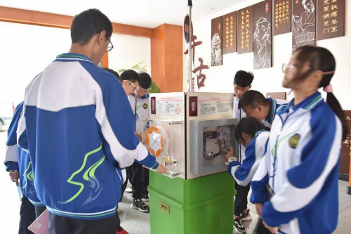 图片16 图片16