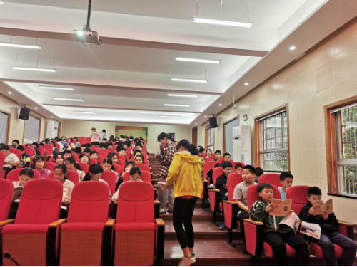 诸暨市浬浦镇“崇尚科学,反对邪教”反邪教主题宣传476 诸暨市浬浦镇“崇尚科学,反对邪教”反邪教主题宣传476