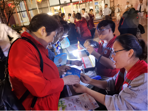 杭州上城:防范邪教宣传月主题活动“拍了拍你”755 杭州上城:防范邪教宣传月主题活动“拍了拍你”755