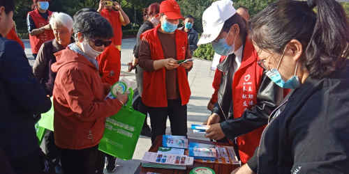 图片006:现场热闹非凡,获得广大居民的一致好评 图片006:现场热闹非凡,获得广大居民的一致好评
