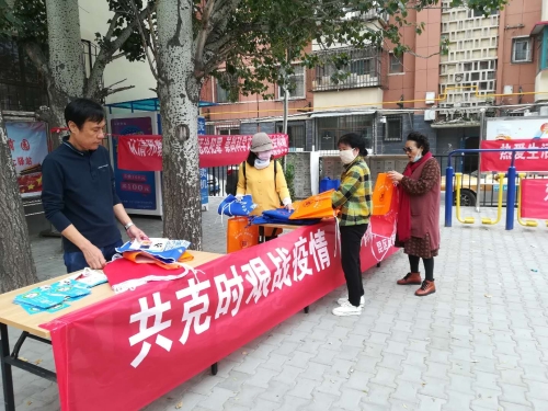 在阿尔丁街道开展活动 (8) 在阿尔丁街道开展活动 (8)