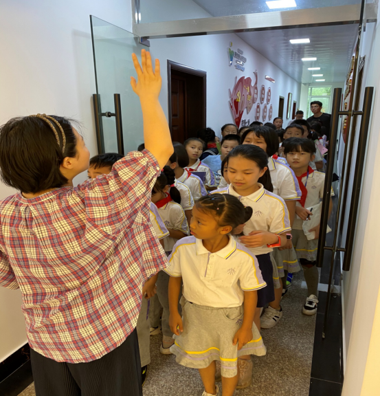  浙江龙游：迎中秋庆国庆 学做反邪小标兵