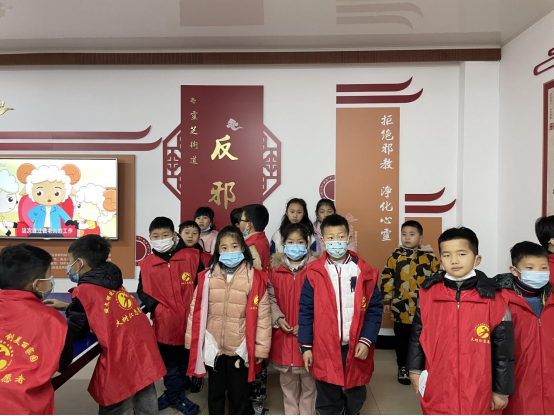 浙江绍兴：参观反邪教警示教育基地 筑牢学生反邪教思想防线