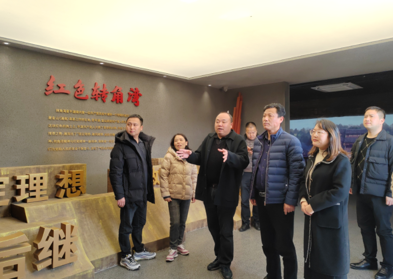 浙江平湖：浙沪毗邻  反邪共建
