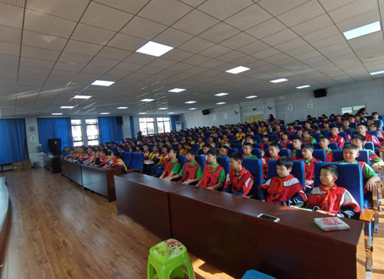 “崇尚科学 反对邪教”巡讲活动走进贵阳市云岩区