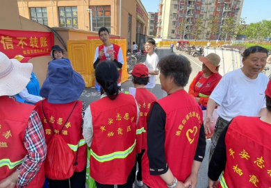 江苏栖霞：结合反邪教宣传月开展宣传活动