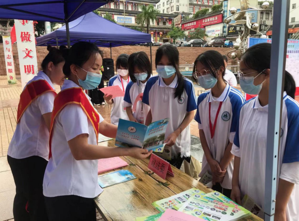 广西忻城县：反邪禁毒齐宣传 齐抓共管保平安