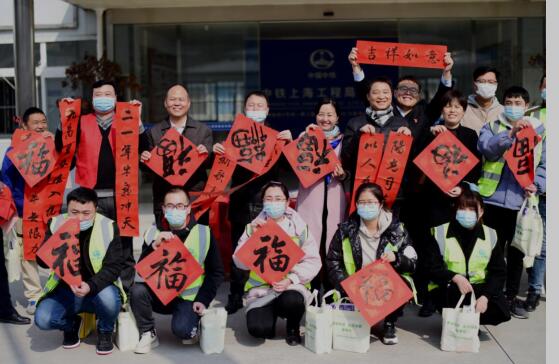 浙江：贴心送平安 暖心留杭人
