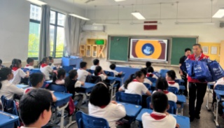 上海青浦：积极开展青少年反邪教警示宣传