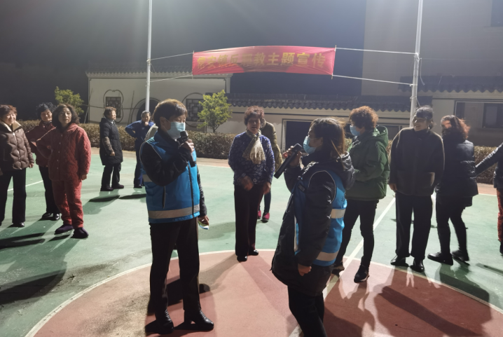 浙江杭州富阳区：全民反邪  舞动元宵