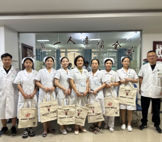 庆护士节当反邪先锋：四川宜宾兴文结合“5·12护士节”大力开展反邪教宣传活动
