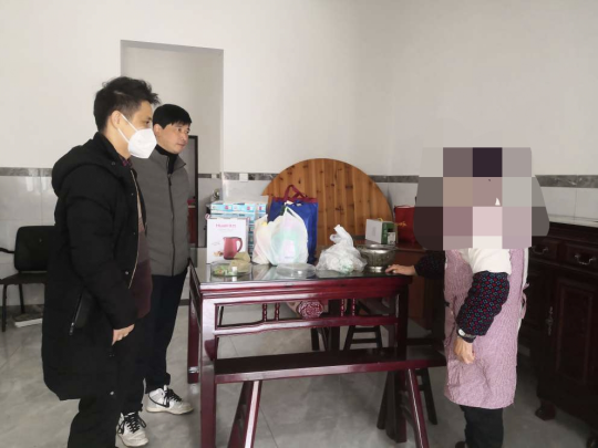 浙江江山市春节前走访慰问涉邪人员
