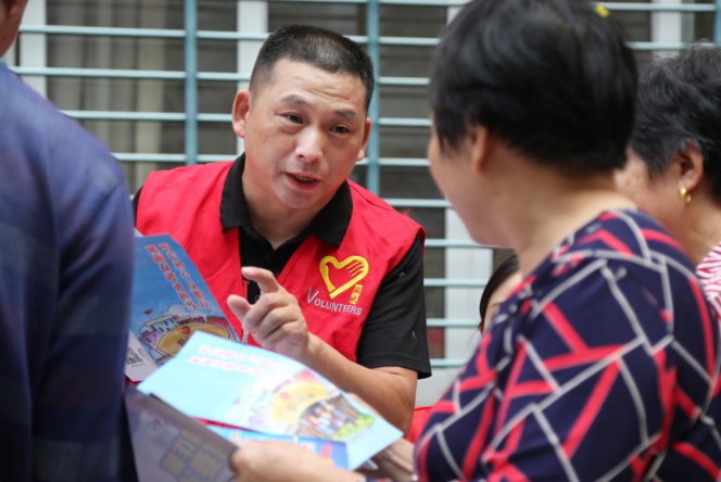 浙江丽水：喜迎二十大，反邪普法我先行｜市政法系统开展党员志愿服务一条街活动