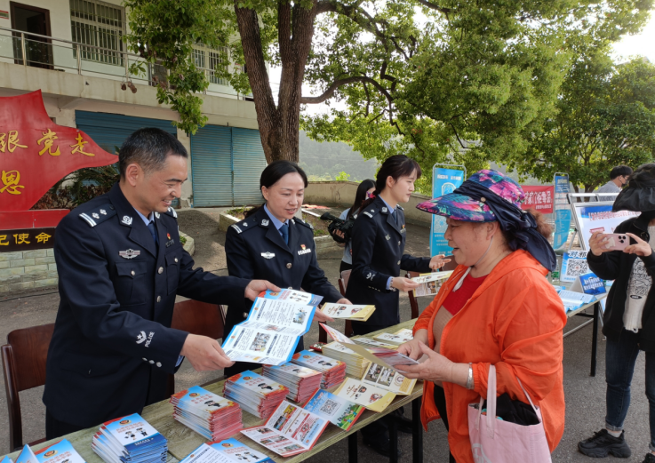 湖北宜昌市西陵区“4·15”全民国家安全教育日暨“反邪教警示教育进乡村”主题活动启动