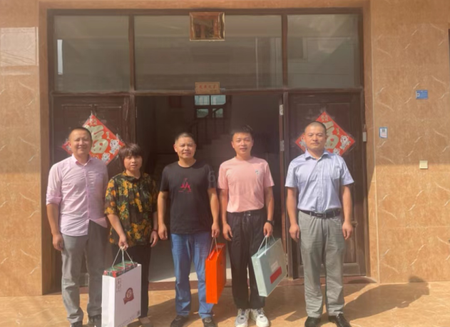 浙江东阳：国庆、重阳节前对已转化的邪教人员开展走访慰问帮教巩固活动