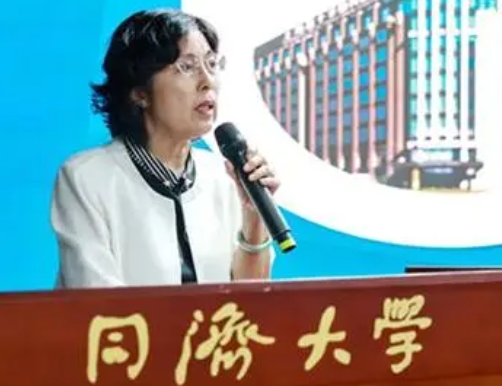 预防痴呆要警惕脑血管病！