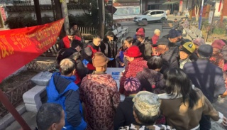 浙江丽水：反邪教宣传接地气 平安种子播进村