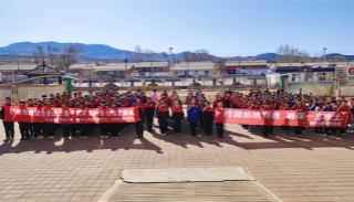 反邪宣传进校园 联手护苗茁壮长--内蒙古喀喇沁旗反邪教协会在行动