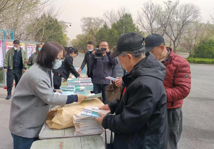 山东省青岛市李沧区开展“齐心协力反邪教  携手奋进新征程”反邪教宣传活动