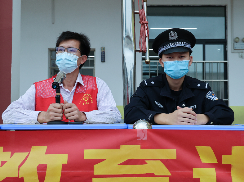 广西武宣县黄茆镇：法治宣讲进校园 反诈反邪驻心间