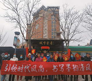 上海奉贤：年味渐浓，火车头里的迎春反邪仪式感拉满