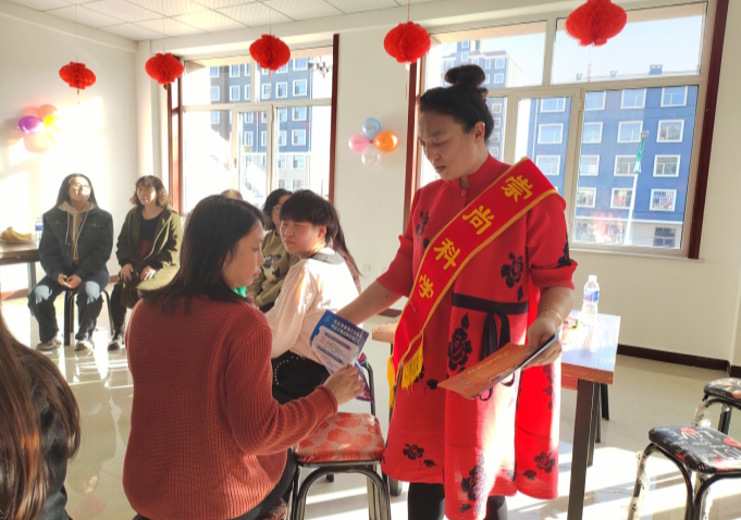 内蒙古巴彦淖尔市乌拉特前旗开展“浓浓邻里情，欢乐闹元宵”反邪教主题活动
