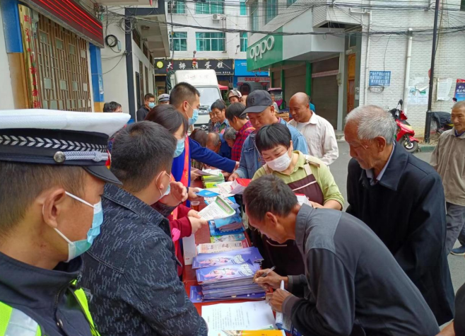贵州省印江科协开展2022年“全国科普日”暨“防范邪教宣传月”进农村活动