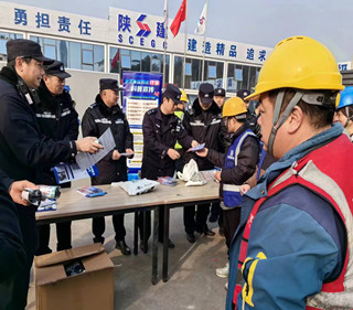 上海市青浦区重固镇开展反邪教、安全知识进工地活动
