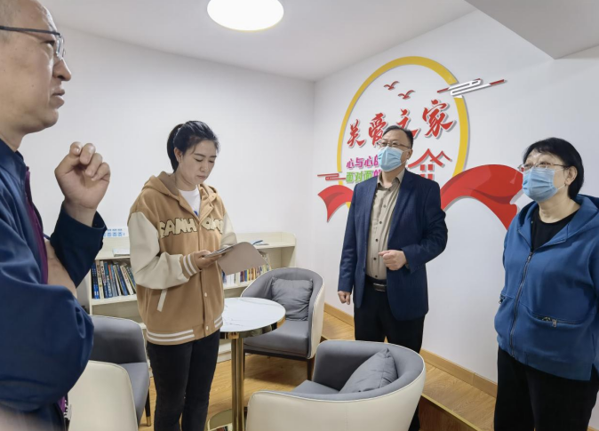 内蒙古自治区反邪教协会深入满洲里市调研基层反邪教协会工作