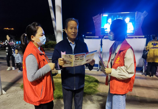 湖北省黄石市阳新县组织开展“崇尚科学 反对邪教 构建和谐 促进发展”宣传活动