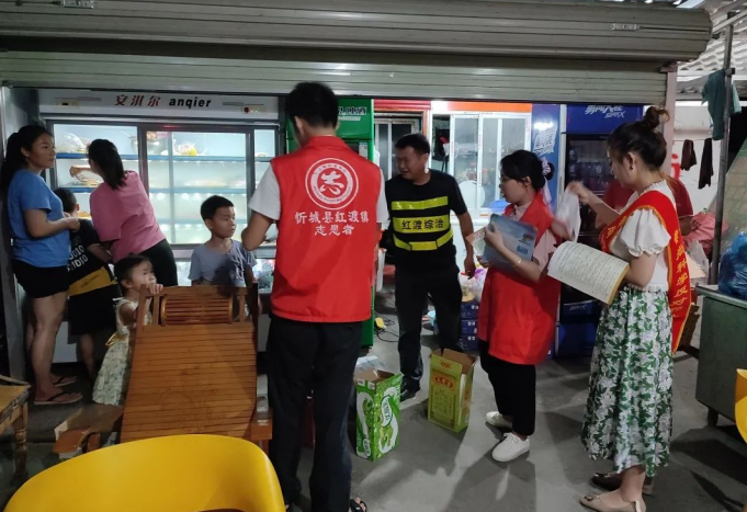 广西忻城县红渡镇：文艺汇演暖民心 反邪宣传齐相随