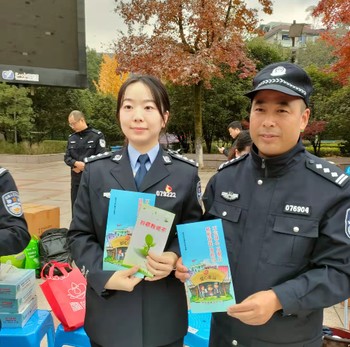 浙江丽水：国家宪法宣传日 反邪工作进行时