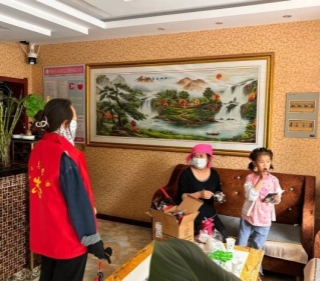 铲除邪教毒瘤  倡导文明新风 --甘肃金昌永昌城关南龙苑社区开展反邪教宣传排查活动